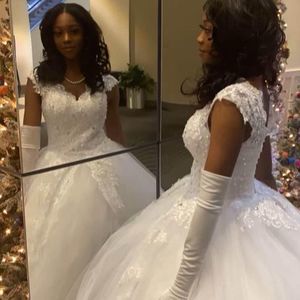 White  Size 4 Ball gown dress